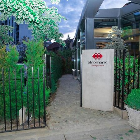Etnomania Boutique Hotel Pristina Eksteriør bilde