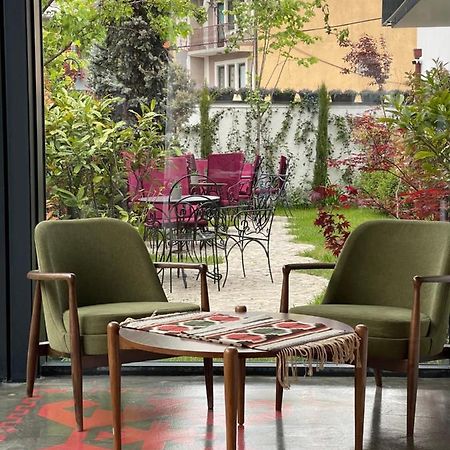 Etnomania Boutique Hotel Pristina Eksteriør bilde