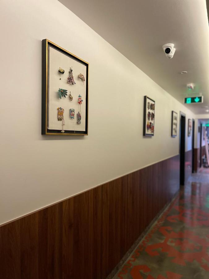 Etnomania Boutique Hotel Pristina Eksteriør bilde